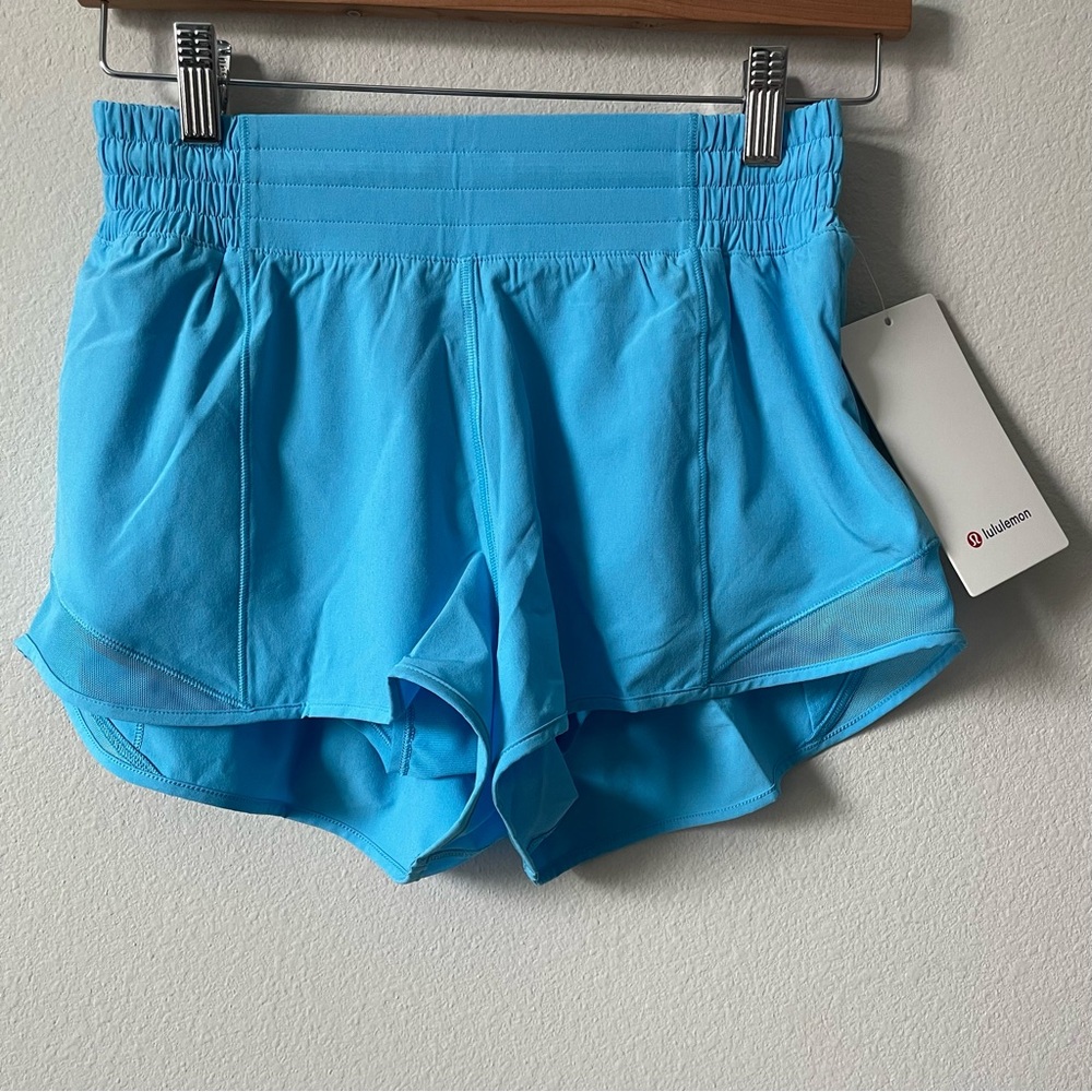 NWT Lululemon Hotty Hot High-Rise Lined Short 2.5”Kayak Blue Light Size 6